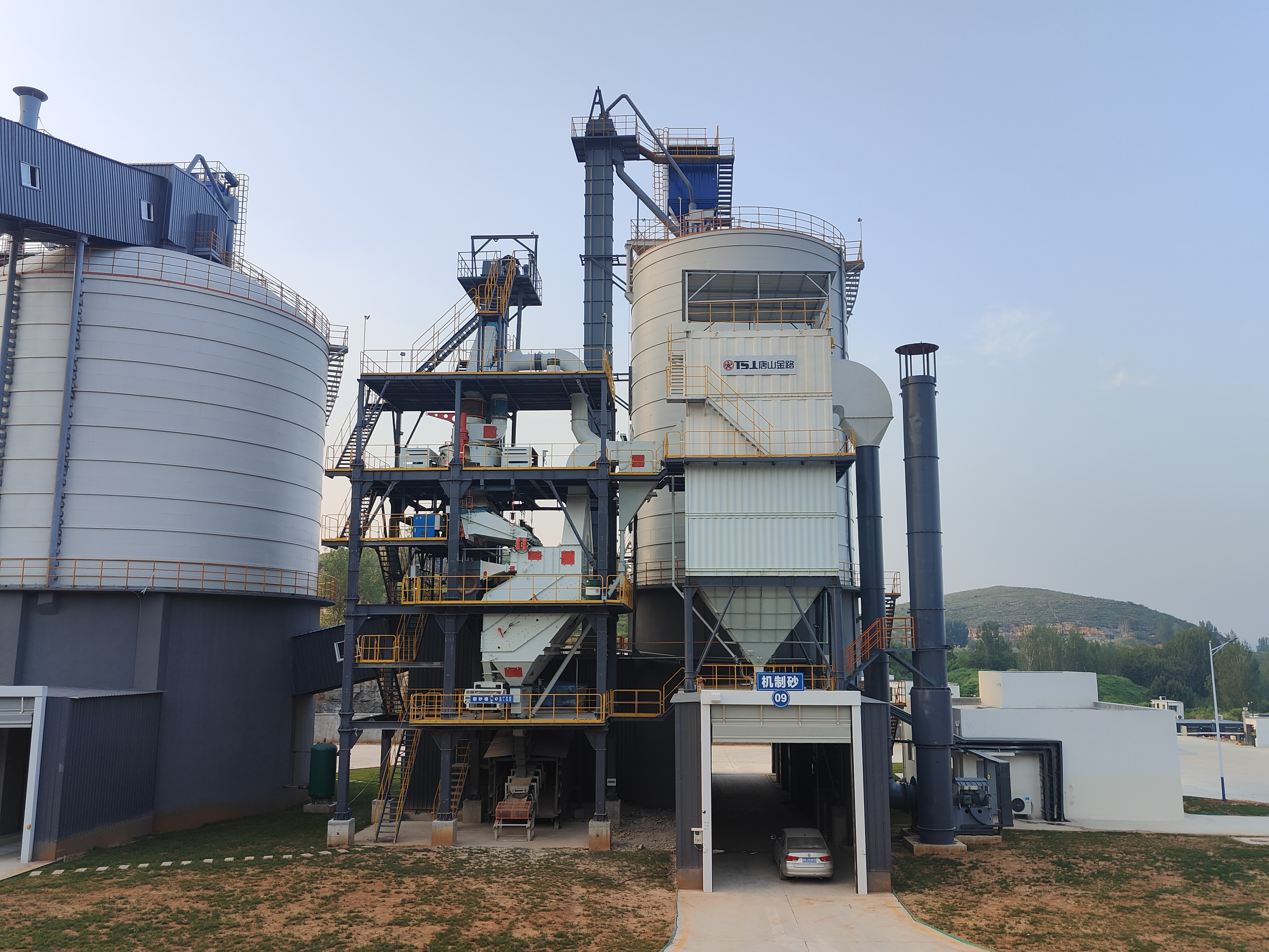 探秘高智能化制砂樓：讓砂石生產(chǎn)邁入 “指尖操控” 新時(shí)代